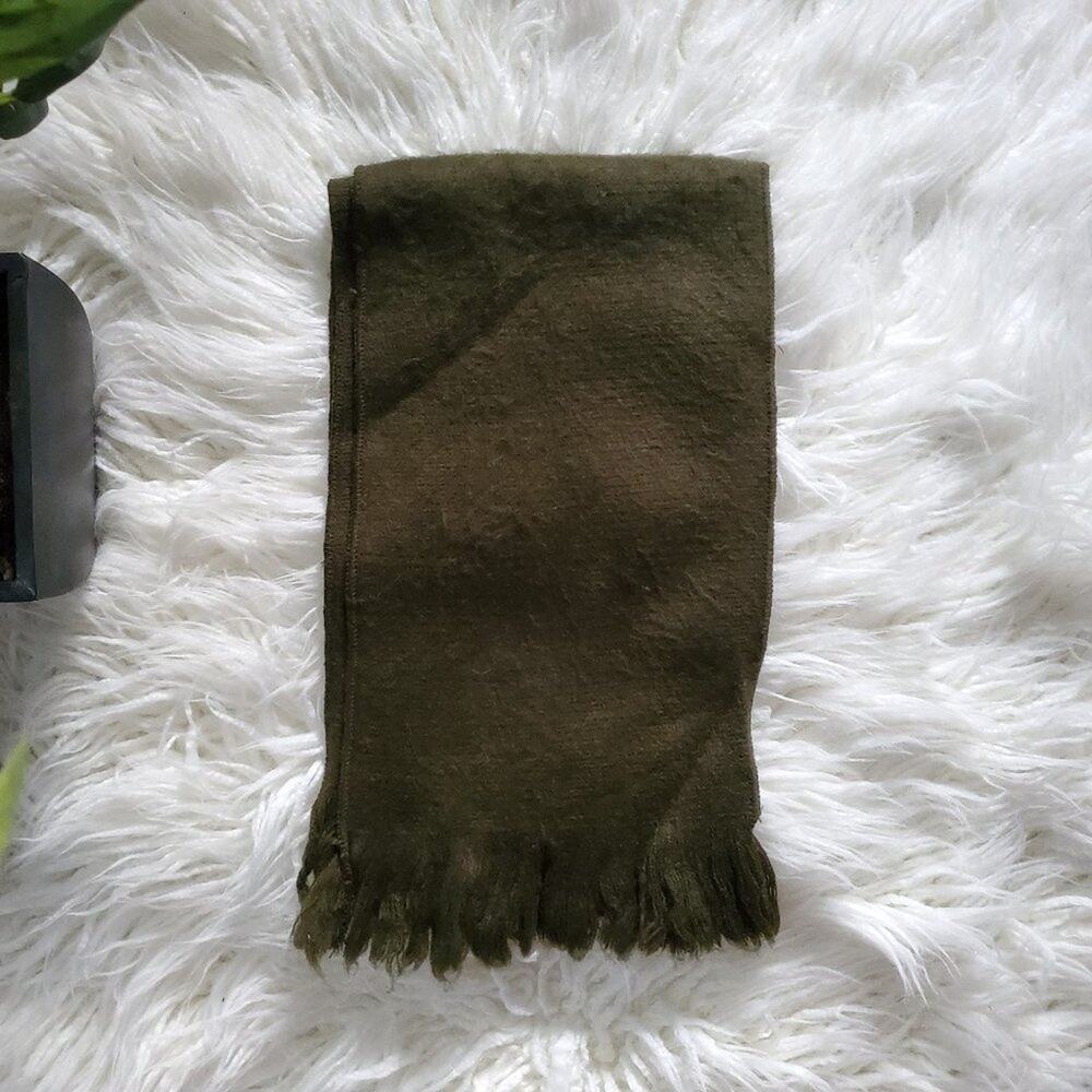 100% Wool Olive Green Fringed Scarf NWOT One Size Fits Most